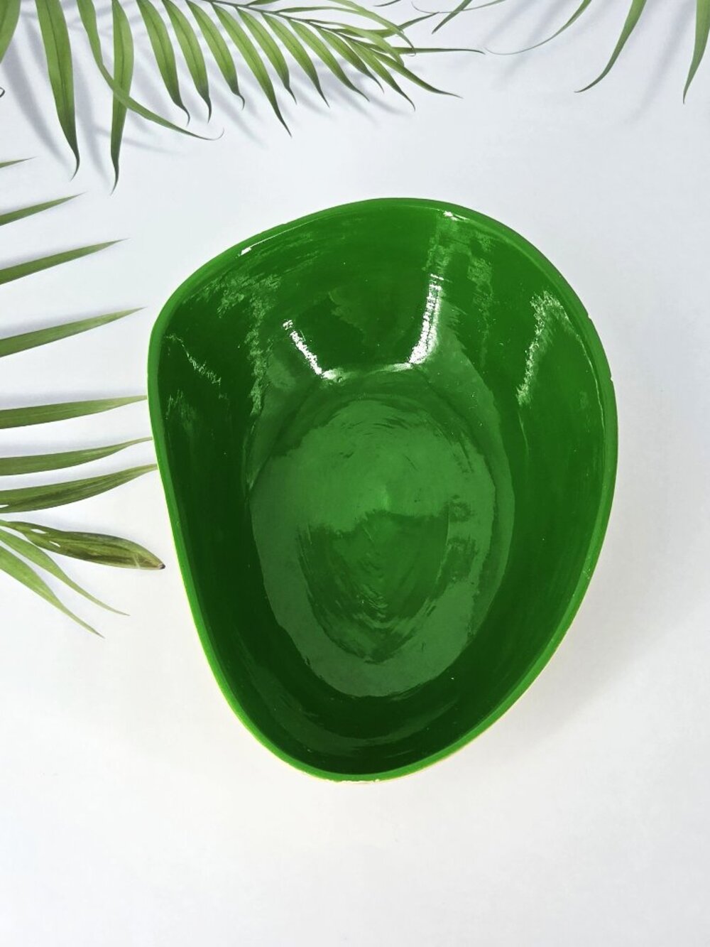 Henz Versand Handmade Oval Bamboo Decor Bowl 10" Long 7" Wide Gloss Green Inside